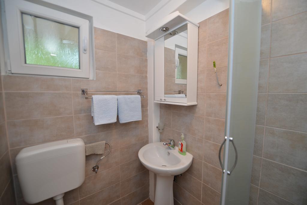 Apartments Simonovic Tivat Ngoại thất bức ảnh